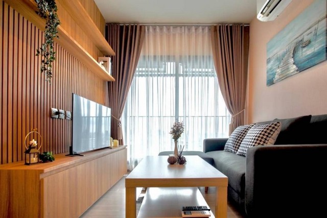 For rent : Life Asoke Hype