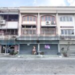 อาคารพาณิชย์ 3 ชั้น 2 คูหา 30.8 ตรว. ติดซอยรัตนาธิเบศร์18 ทำเลค้า