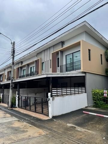 ขายทาวน์เฮาส์ 2 ชั้นหลังมุม โครงการเดอะคอนเนค12 ซอยรามอินทรา65