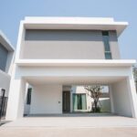 บ้านเดี่ยวสไตล์ Modern Minimal พร้อม Private Courtyard เมืองเชียง