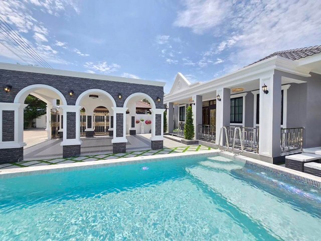 ขายPoolวิลล่าใกล้อ่างเก็บน้ำมาบประชันชลบุรี Pool Villa Pattaya