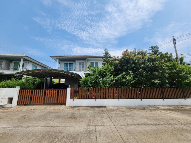 ทำเลเยี่ยม ใกล้ทุกสิ่งอำนวยความสะดวก