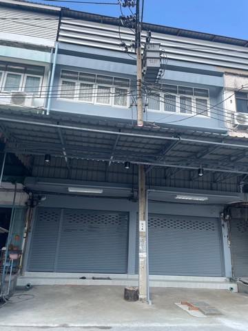 ให้เช่าอาคารพาณิชย์ 3 ชั้นครึ่ง 2 คูหา ตลาดเสริมเพิ่มพูน