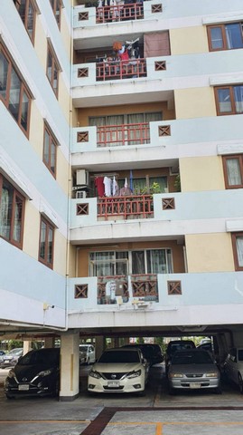 ขายอพาร์ทเม้นท์ ห้องสวย พร้อมเฟอร์นิเจอร์ เข้าอยู่ได้ทันที