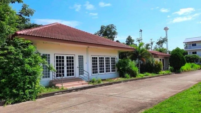 ขายที่ดินพร้อมสิ่งปลูกสร้างพนัสนิคมชลบุรี 40-3-45 ไร่