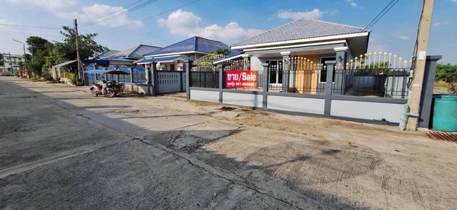 ขายบ้านเดี่ยวอยุธยา อยู่ในหมู่บ้านนวลผ่อง รีโนเวทใหม่ทั้งหลัง