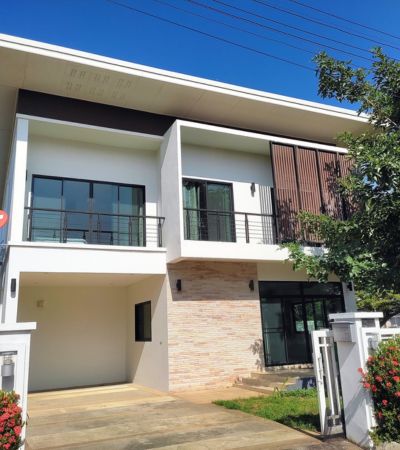 The Bliss กุลพันธ์วิลล์ 16 บ้านหัวมุม สนามหญ้ากว้าง น้ำไม่เคยท่วม