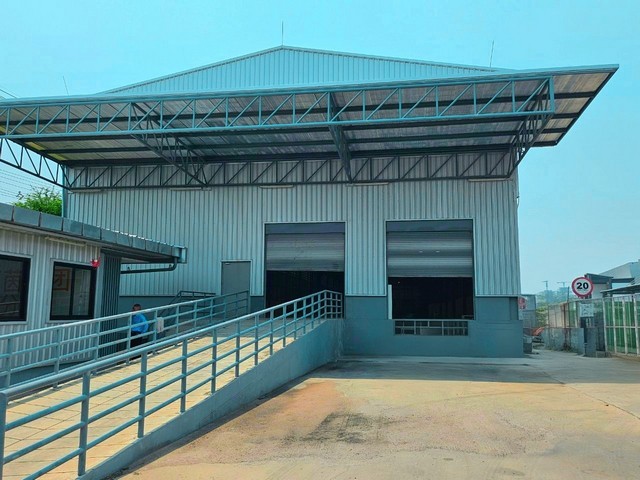 ให้เช่าโรงงานศรีราชาชลบุรี 2200 ตรม.