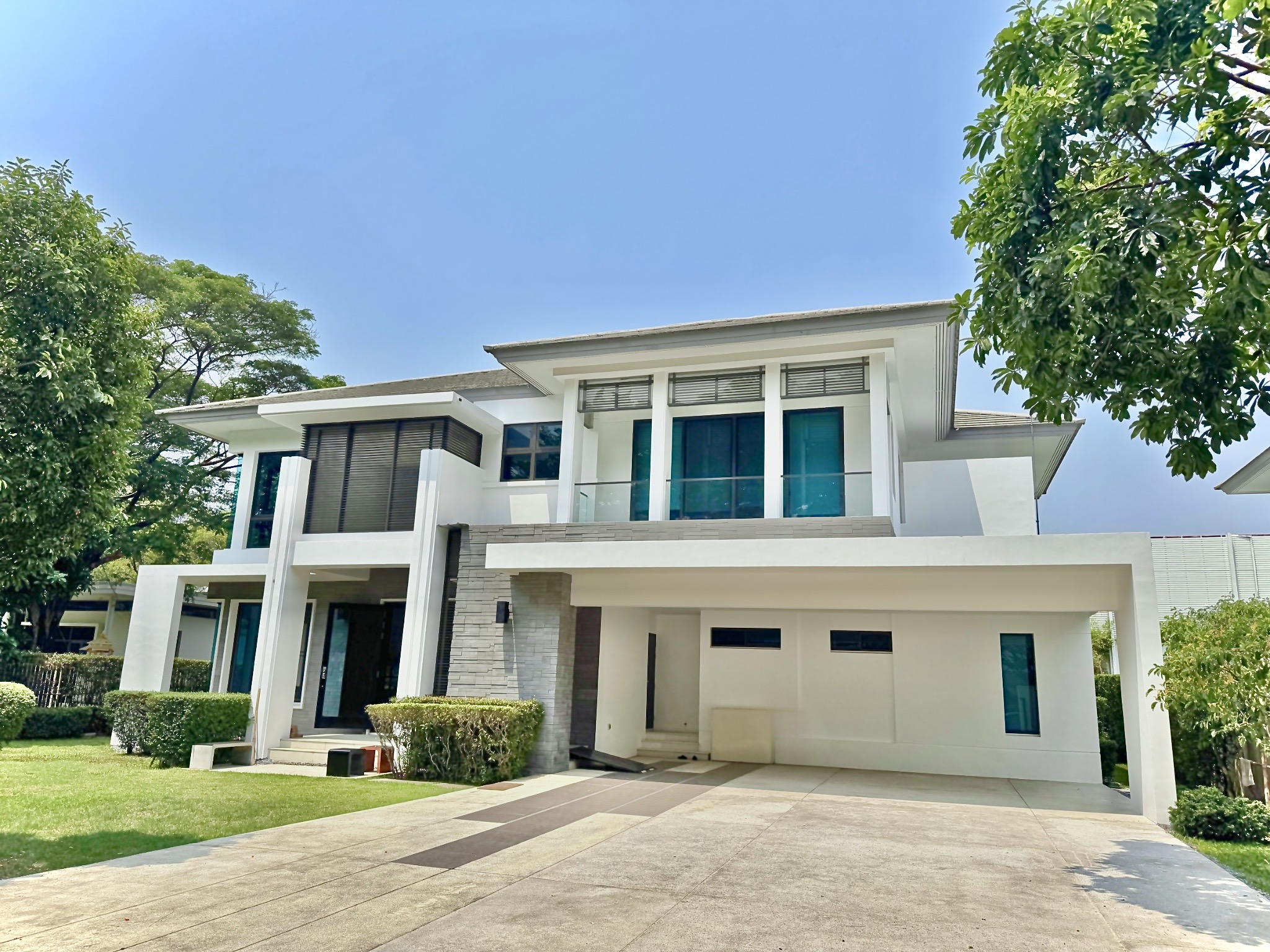 ขายบ้านเดี่ยว Private Luxury ขนาด 210 ตรว. หลังมุม วิวสวน