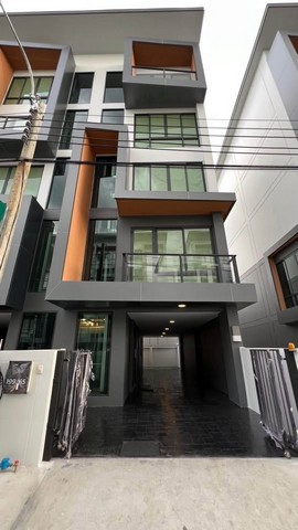 ให้เช่า Home office 3 ชั้น โครงการ jw park กรุงเทพกรีฑา เหมาะทำออ