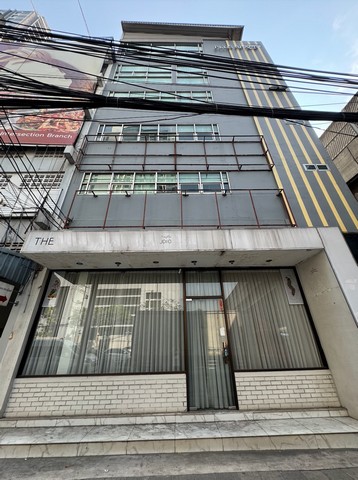 ให้เช่าอาคารติดริมถนนใหญ่ ย่านอโศกดินแดง ใกล้ MRT พระราม 9