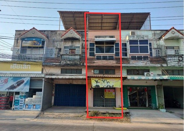 ขายอาคารพาณิชย์ 3 ชั้น ทำเลค้าขายสุดปัง ใจกลางเมืองนครสวรรค์