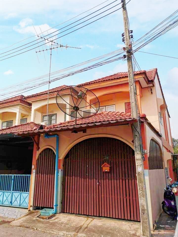 ขายบ้านสุขใจวิลล่า1ชลบุรีราคาถูก