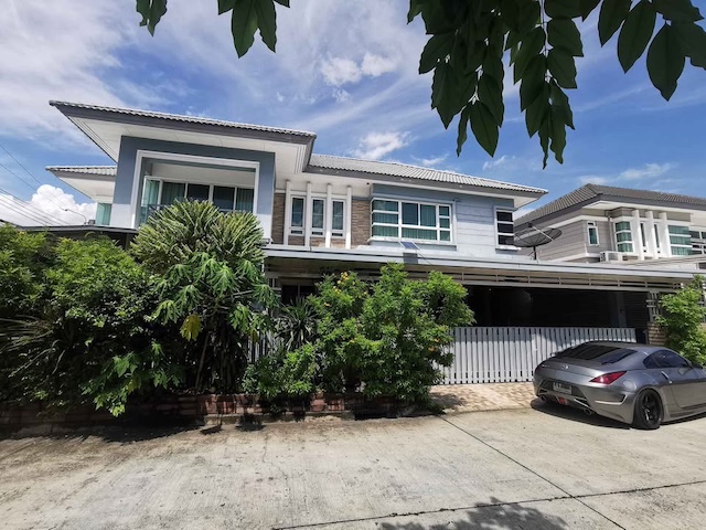 BH3521 ขายหรือให้เช่าบ้านบางกอกบูเลอวาร์ด รามอินทรา 3