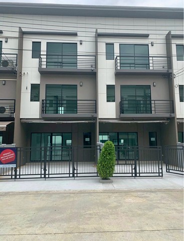 ให้เช่า ทาว์โฮม 3 ชั้น โครงการบ้านกลางเมืองรามอินทรา