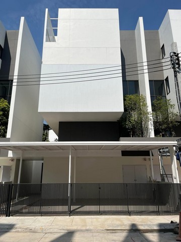 ขาย โฮออฟฟิต หมู่บ้าน อาคิน วิภาวดี ARKIN VIBHAVADI สนามบินดอนเมื