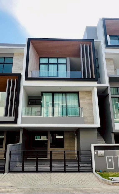 BH3561 ขาย/ให้เช่า ทาวน์โฮม 3 ชั้น Nirvana DEFINE ศรีนครินทร์-พระ