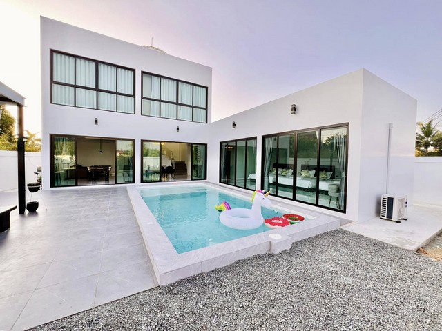 ขายพร้อมผู้เช่า บ้านพูลวิลล่าสร้างใหม่ บางละมุง พัทยา จ.ชลบุรี