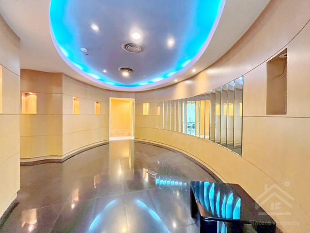 ออฟฟิตให้เช่า ติดเซ็นทรัลบางนา ของกินมากมาย การเดินทางสะดวก