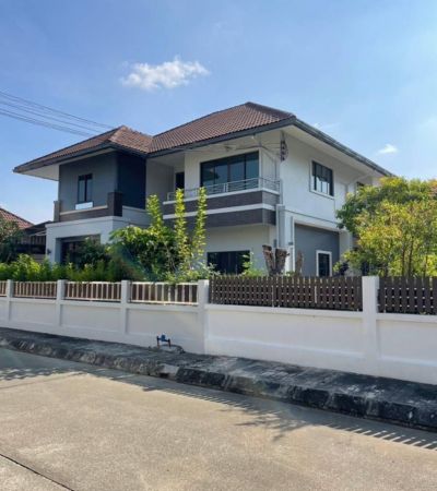 บ้านเดี่ยว 2 ชั้น บ้านหลังเล็ก ในรั้วเดียวกัน ในกุลพันธ์วิลล์ 9 ห