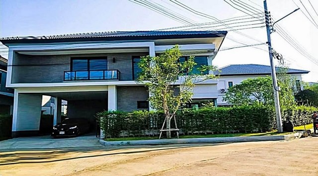 ขายและให้เช่าบ้านเดี่ยว โครงการ Centro ราชพฤกษ์-สวนผัก