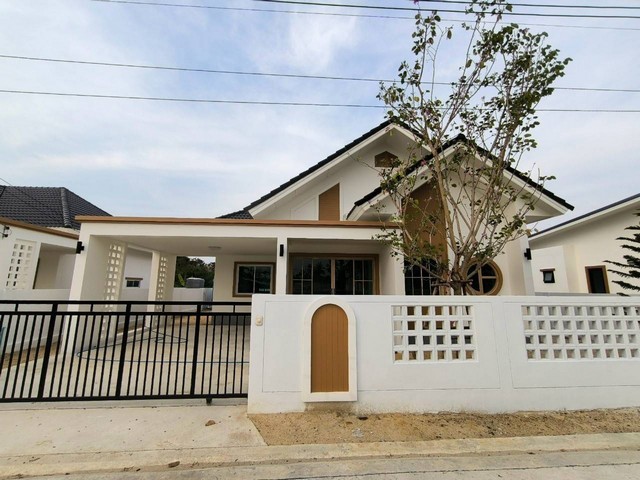 ขายบ้านเดี่ยวชั้นเดียว 68 ตร.วา หมู่บ้านพุทธศิริ บ้านแพ้ว