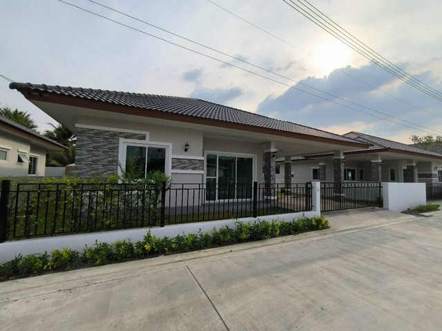 ขายบ้านเดี่ยวชั้นเดียว 60 ตร.วา แบบปั้นหยามินิมอล หมู่บ้านพุทธศ