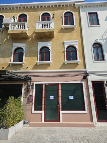 ให้เช่าตึก เวนิช ดิ ไอริช วัชรพล เหมาะสำหรับทำออฟฟิต