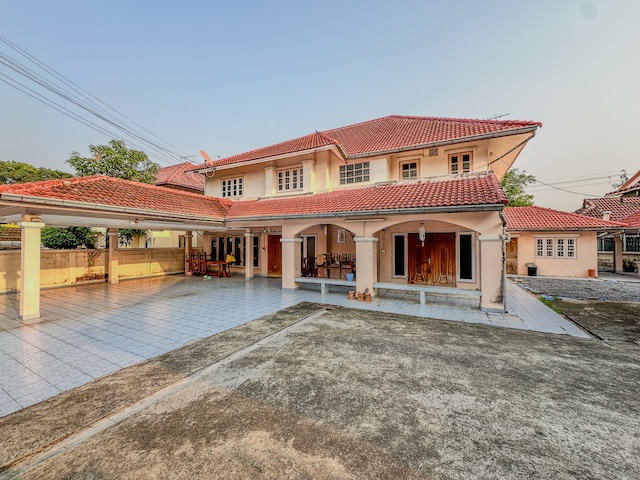 BH3563 ให้เช่าหรือขาย บ้านเดี่ยวพร้อมโกดัง รามอินทรา 60