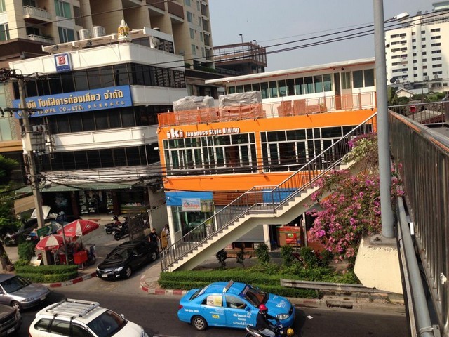 พื้นที่ ชั้น 1 ชั้น 2 พร้อมดาดฟ้า ปากซอยนราธิวาสฯ 4 เหมาะทำหลายธุ