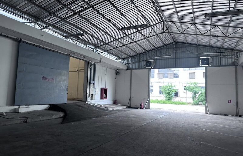 BST853 | ให้เช่าโกดัง/ศูนย์กระจายสินค้า ติดถนนเทพารักษ์