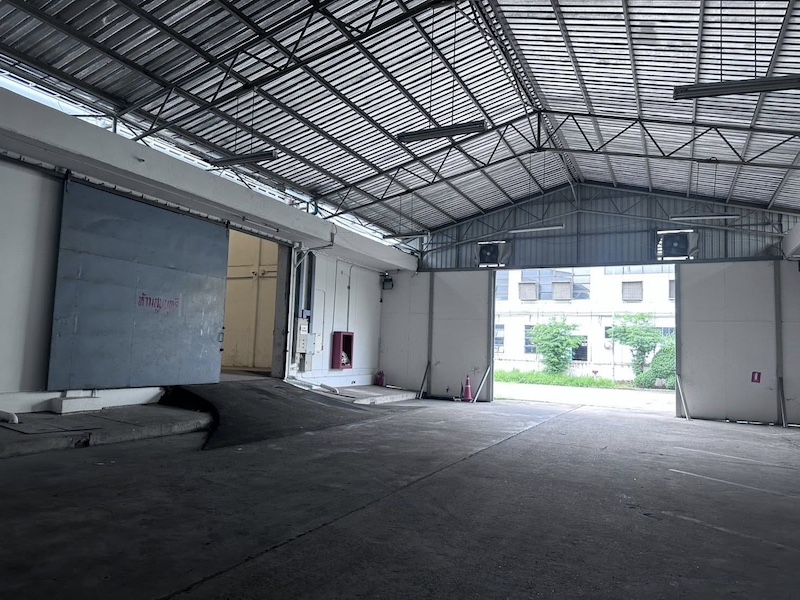 BST853 | ให้เช่าโกดัง/ศูนย์กระจายสินค้า ติดถนนเทพารักษ์