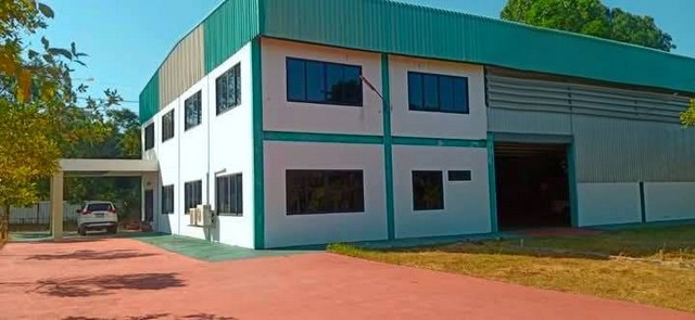 ขายโรงงานพนัสนืคมชลบุรี 9-3-62 ไร่