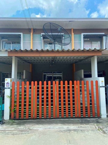 ขายบ้านพานทองชลบุรีราคาถูก หมู่บ้านแฟมิลี่ซิตี้พานทอง