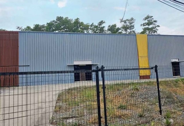 ขายและให้เช่าโรงงานบ้านค่ายระยอง 4​ -​2- 4​ ไร่