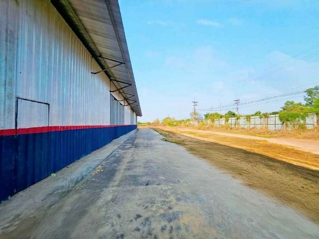 ขายและให้เช่าโรงงานโกดังพนัสนิคมชลบุรี 14 ไร่