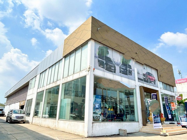 ให้เช่าโชว์รูมรถยนต์ พร้อมศูนย์บริการ ย่านรามคำแหง