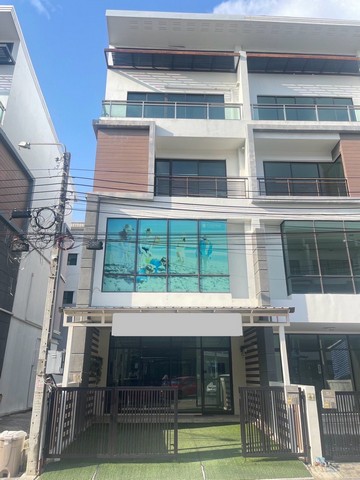 ให้เช่าโฮมออฟฟิต โครงการอินเตอร์ ไพร์ด ปาร์ค ติดถนน บางนา-ตราด