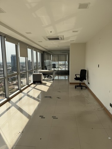 ให้เช่าสำนักงาน พท.130 ตรม. ในอาคารริชมอนด์ ทาวเวอร์ สุขุมวิท 26