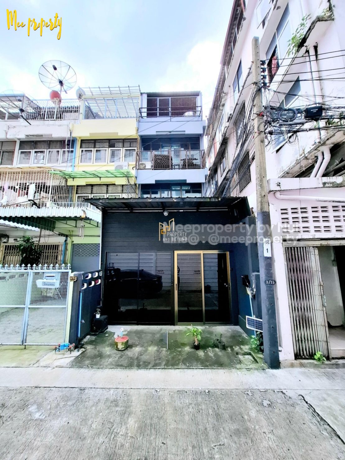 บ้าน townhome สีลม 3 ชั้น พื้นที่ใช้สอย 300 ตร.ม. ย่านสีลม