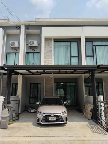 ทาวน์โฮม พลีโน่ พหล-วัชรพล 2 ราคา 3,700,000.- บาท
