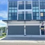 อาคารพานิชย์ 2คูหา ทำธุรกิจได้ พักอาศัยได้ ติดลานคนเมือง ในแหล่งช