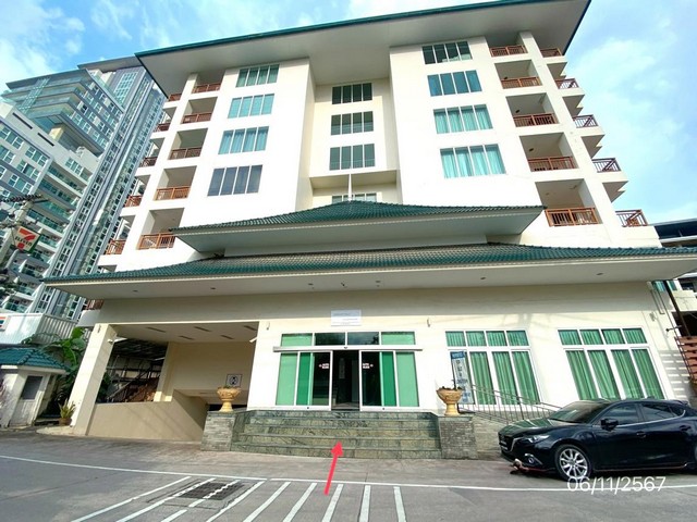 ขายคอนโดชั้น 4 โครงการ เอ็มเมอรัลด์ พาเลซ คอนโดมิเนียม บางละมุง ช