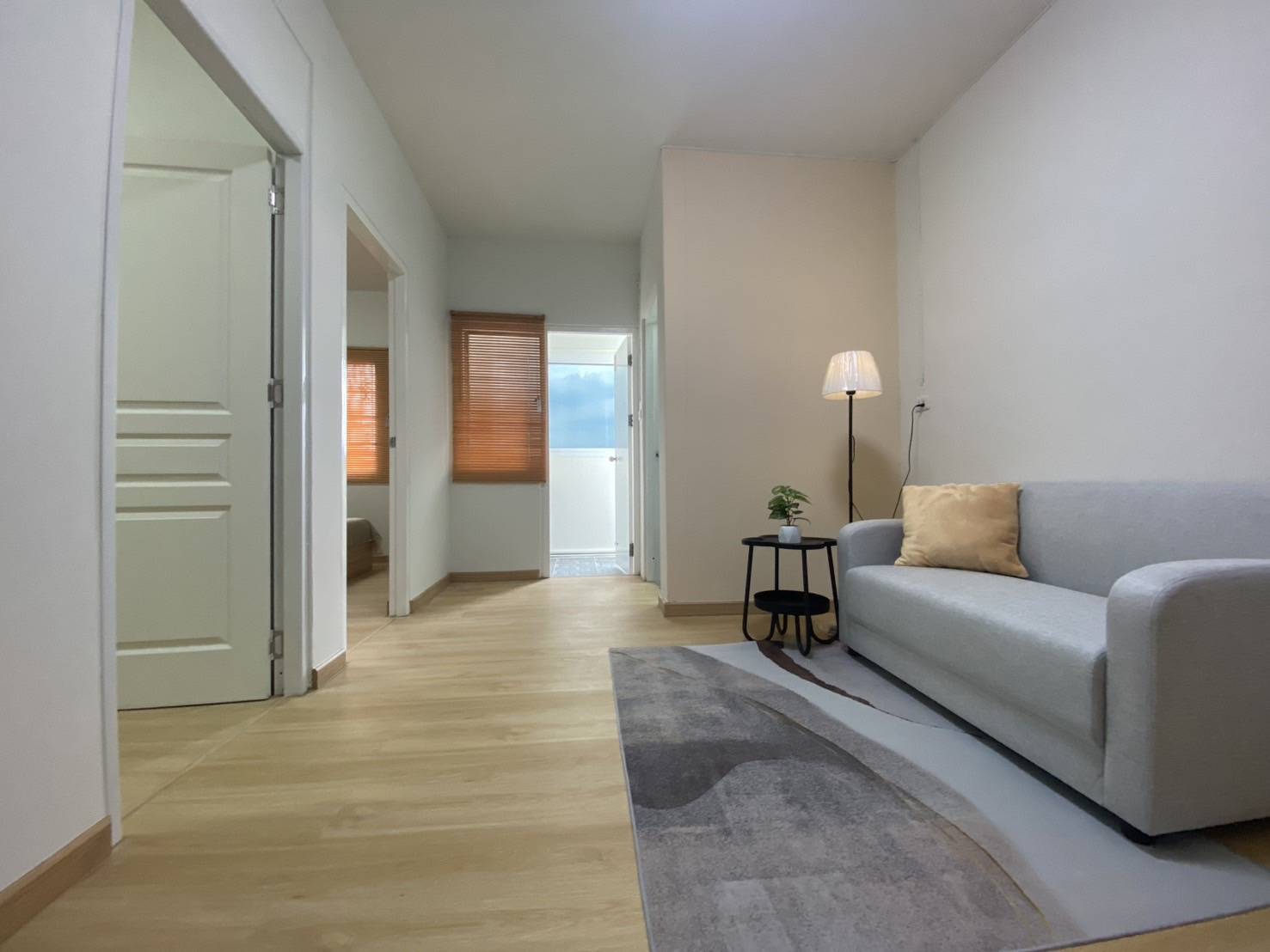 ขายคอนโดเอื้ออาทรเสมาฟ้าคราม ลำลูกกา ใกล้รถไฟฟ้าคูคต 2 ห้องนอน มี