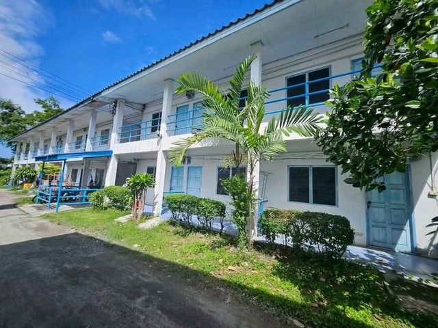 ขายหอพักพร้อมห้องแถวทำเลดีวัดอู่ชลบุรี 21 ห้อง