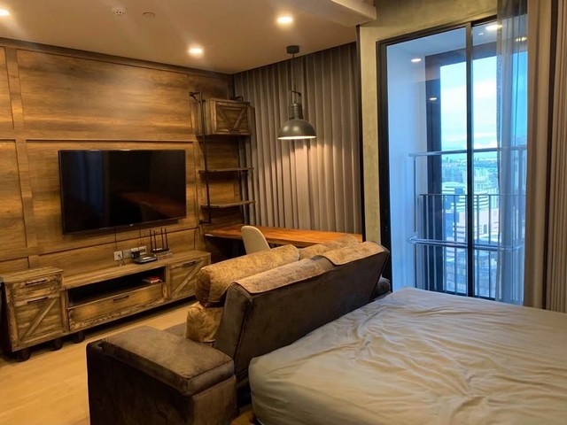 RR006 Ashton Chula Silom