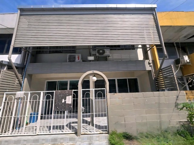 ให้เช่า ทาวน์เฮาส์2ชั้น 28 ตรว. ถนนประชาชื่น/เลียบคลองประปา