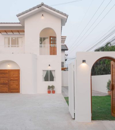 บ้านตกแต่งสไตล์มินิมอล พร้อมสวนด้านข้าง เข้าอยู่หรือปล่อยเช่าได้ท