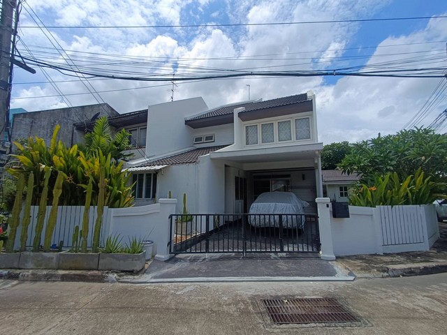 ขาย บ้านแฝดหลังมุม การ์เด้นโฮม วิลเลจ พหลโยธิน 60 50 ตร.ว.