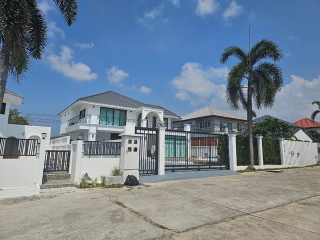 ขายพูลวิลล่าใหม่ในพัทยา ฮิลวิววิลล่า มาบประชัน บางละมุง ชลบุรี